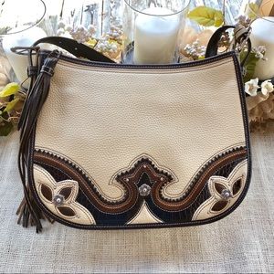 Brighton XL Purse Pebble Leather